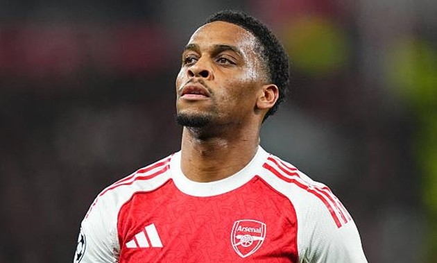 Jurrien Timber nằm trong tầm ngắm của Real Madrid.