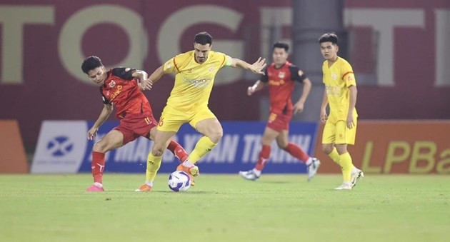 Ninh Bình thắng dễ PVF-CAND tại V-League.