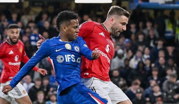 Estevao Willian (6/10): Rời sân quá sớm do chấn thương.