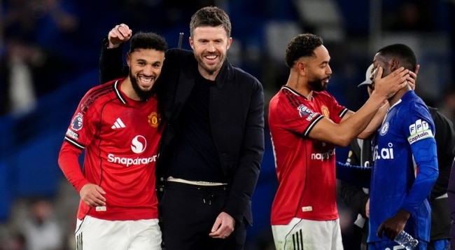 Man Utd giành 3 điểm quan trọng.