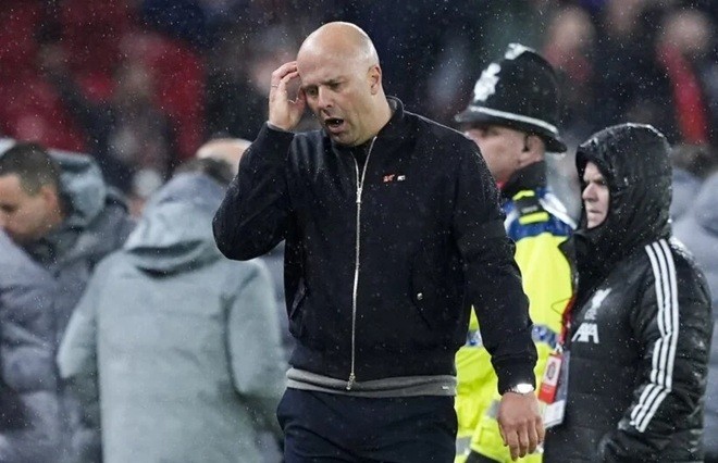 Liverpool hết cơ hội giành danh hiệu mùa này.