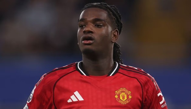 Ayden Heaven được Rio Ferdinand khen ngợi.