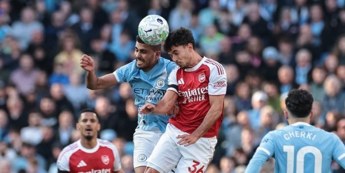 Martin Zubimendi – 6.1: Vất vả theo kèm những pha dâng cao của Nico O’Reilly. Tuyến giữa Arsenal thường xuyên để Man City xuyên phá trong hiệp một.