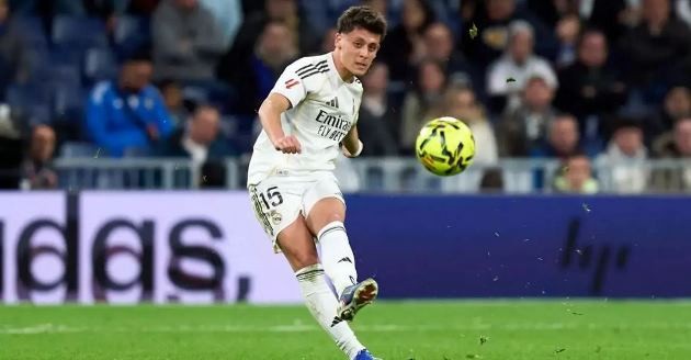 Guler chứng tỏ tài năng và bản lĩnh trước Bayern.