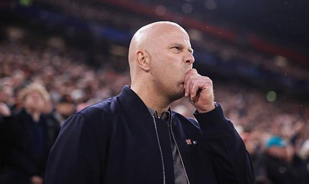 Liverpool của Arne Slot nhọc nhằn đánh bại Everton trên sân khách.