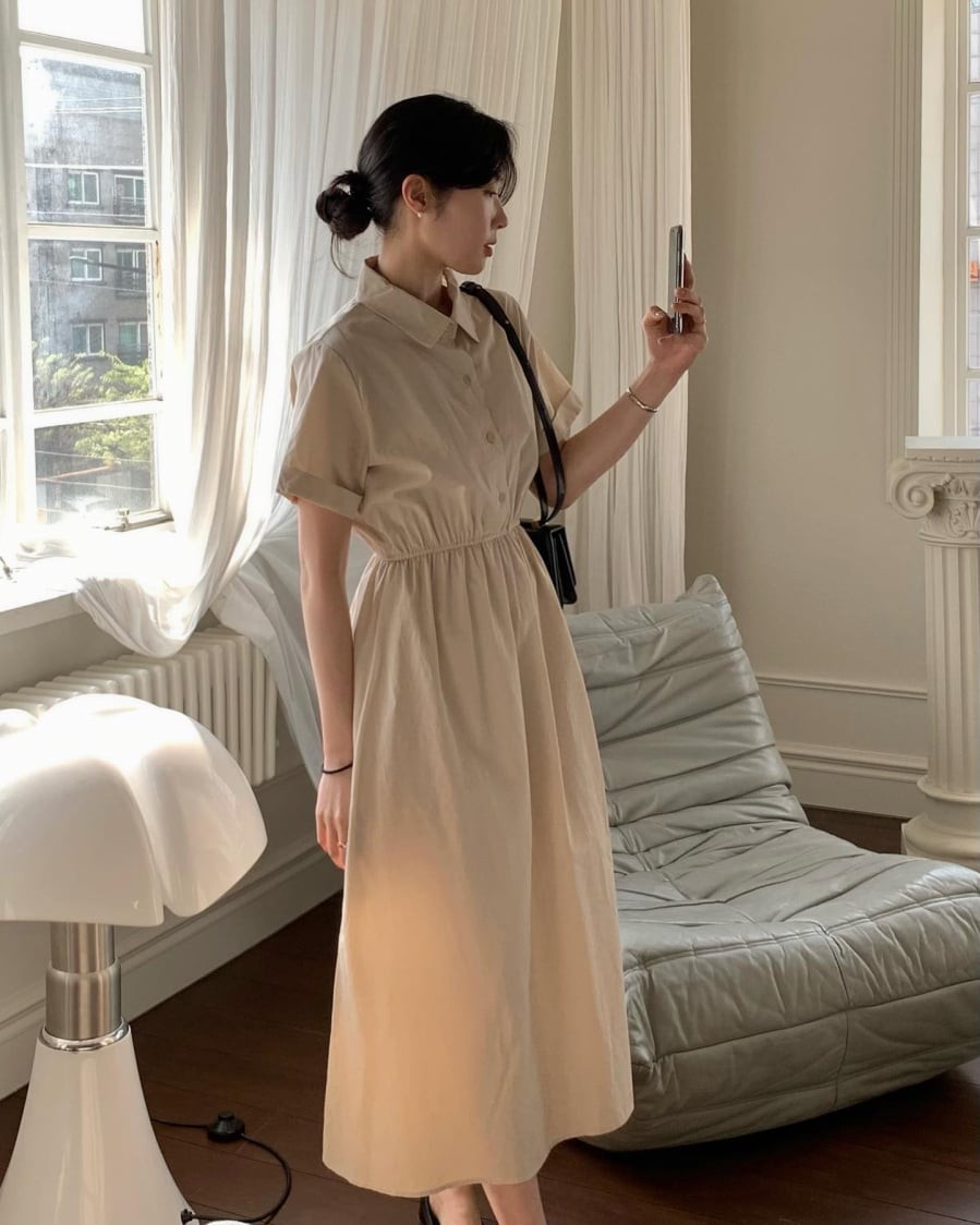 Vải thô (linen) là chất liệu được ưa chuộng nhờ khả năng thấm hút mồ hôi và độ thoáng khí cao. 