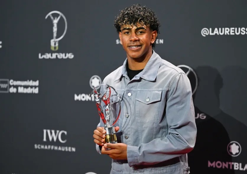 Lamine Yamal vinh dự nhận giải 