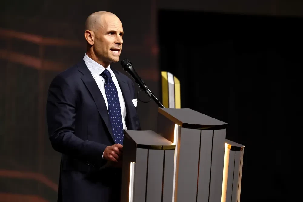 Giám đốc Sáng tạo Nội dung UFC Craig Borsari