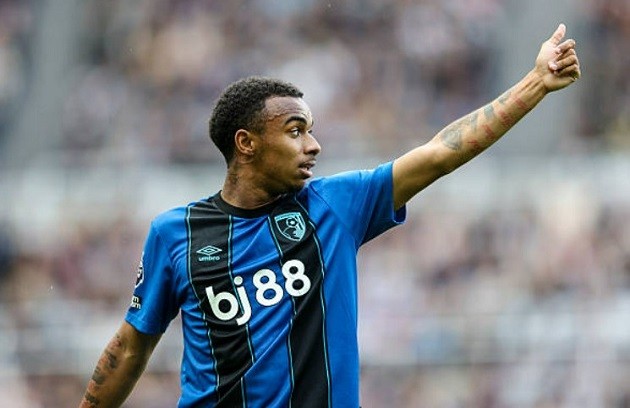 Điều gì khiến Man Utd quyết tâm chiêu mộ Kroupi