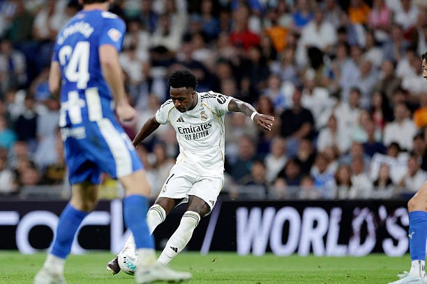 Vinicius Junior — 8 điểm: Ghi một bàn thắng tuyệt đẹp và dẫn đầu trận đấu với 5 đường chuyền quyết định. Luôn là mối đe dọa tấn công thường trực lên hàng thủ đối phương.