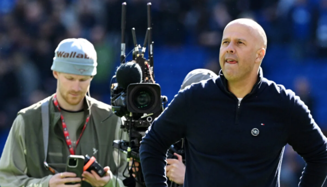 Arne Slot cần mang về những tân binh chất lương.