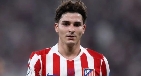 Barca đang dành sự quan tâm đặc biệt cho Alvarez.