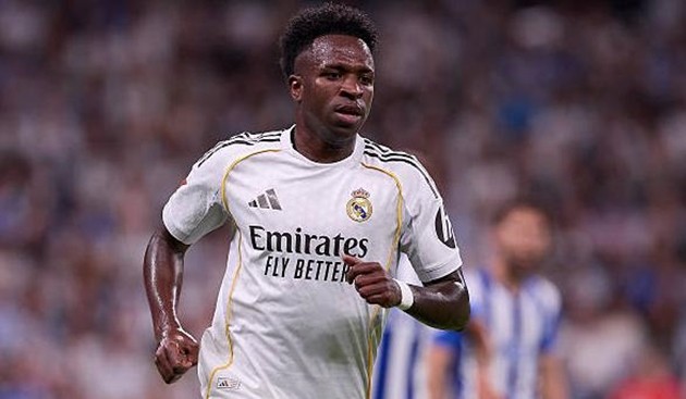 Vinicius Junior hiện vẫn được Florentino Perez tin tưởng.