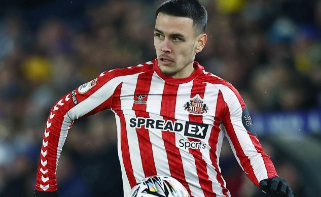 Lee Fee được nhiều đại gia nhắm đến.