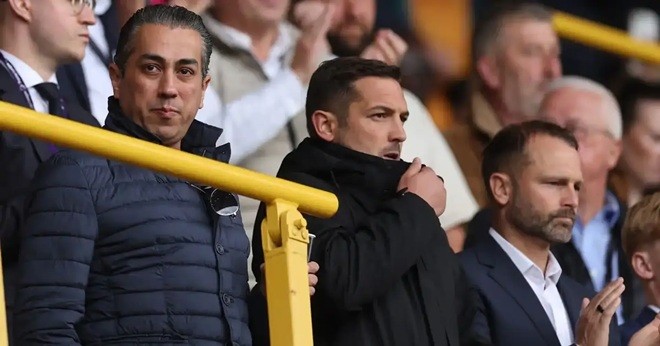 Ban lãnh đạo của Chelsea vẫn đang được giới chủ ủng hộ.