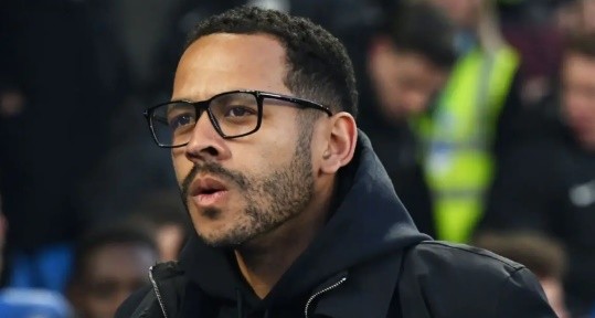 Cầu thủ Chelsea gọi Rosenior là giáo viên dạy thay.