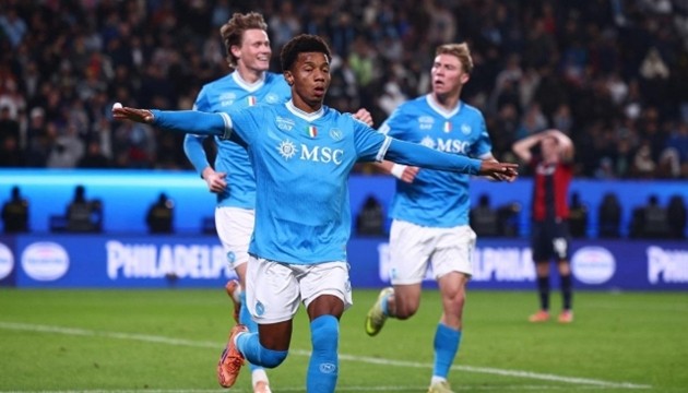 Scott McTominay và các đồng đội quyết tâm giành trọn 3 điểm.