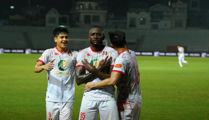 Sự vắng mặt của Joel Tageu là tổn thất lớn với Hải Phòng. Ảnh: Hải Phòng FC. 