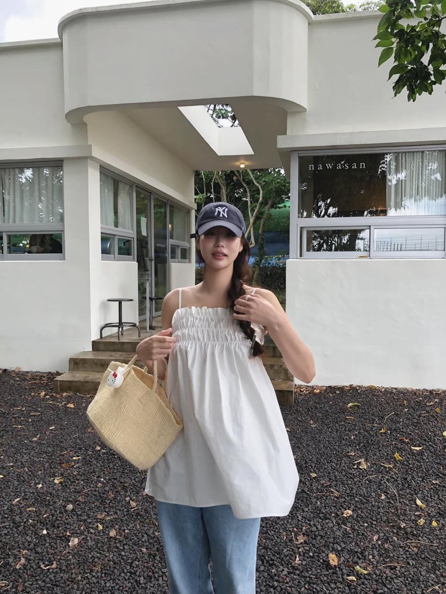  Những thiết kế mang hơi hướng điệu đà luôn là lựa chọn lý tưởng cho các chuyến đi cần sự chỉn chu và nổi bật. 