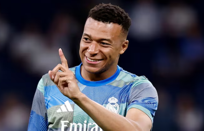 Mbappe giải cơn hạn bàn thắng ở La Liga.