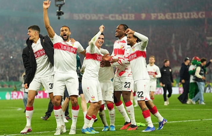  Stuttgart vào chung kết DFB Cup.