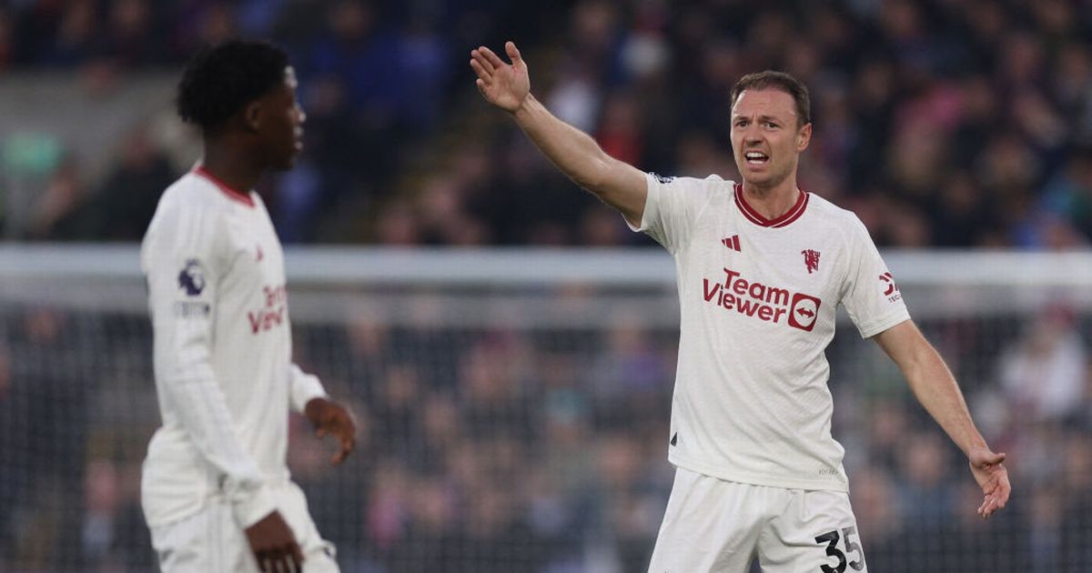 Erik ten Hag has 'huge respect' for what Manchester United player did against Crystal Palace - Bóng Đá