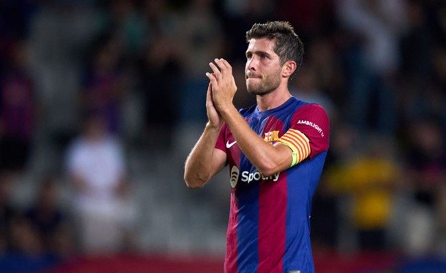 Barcelona will try to retain captain Sergi Roberto this summe - Bóng Đá