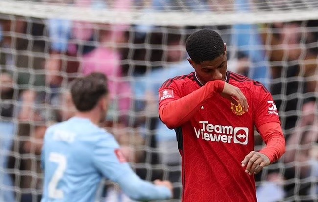 Marcus Rashford 'will RESIST' Man United's attempts to sell him this summer - Bóng Đá