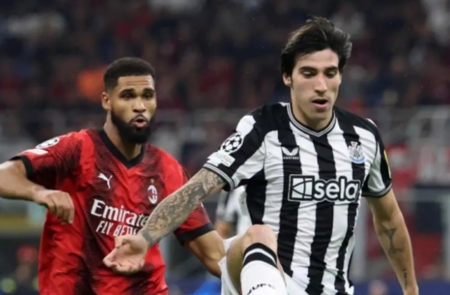 Ảnh Jimenez thẻ đỏ - Bóng Đá