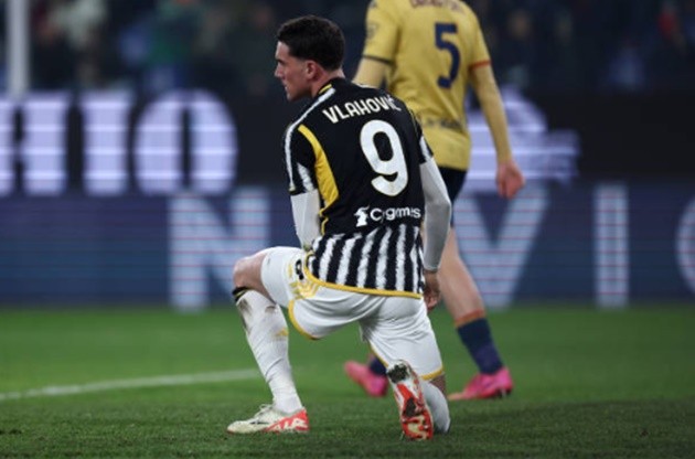 Ngôi đầu Serie A đổi chủ - Bóng Đá