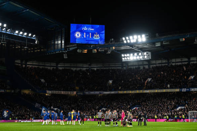 Màn trình diễn thảm họa của Badiashile - Bóng Đá