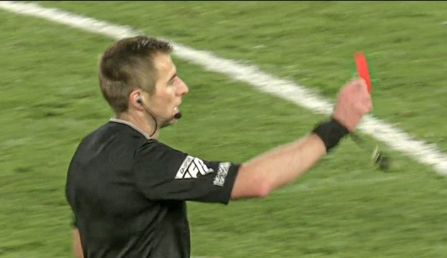 A red card?! Crystal Palace & USMNT star Chris Richards accidentally sent off against Chelsea - Bóng Đá