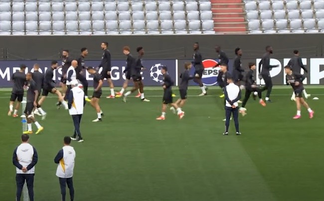 Ảnh Real tập - Bóng Đá