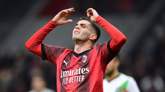 Milan đánh bại Sassuolo, Juve đẩy Roma rời xa top 4 - Bóng Đá