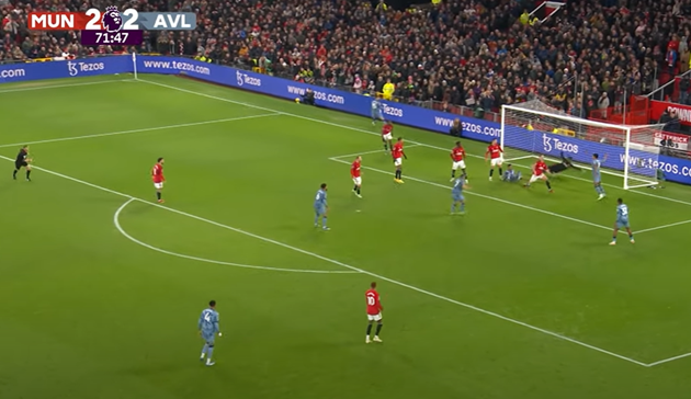 Jonny Evans cứu bóng không tưởng trên vạch vôi - Bóng Đá