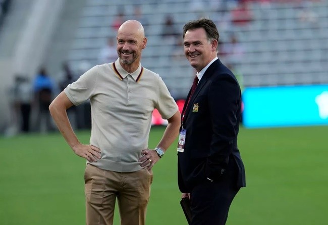 Erik ten Hag sends defiant Man Utd message to Sir Jim Ratcliffe  - Bóng Đá