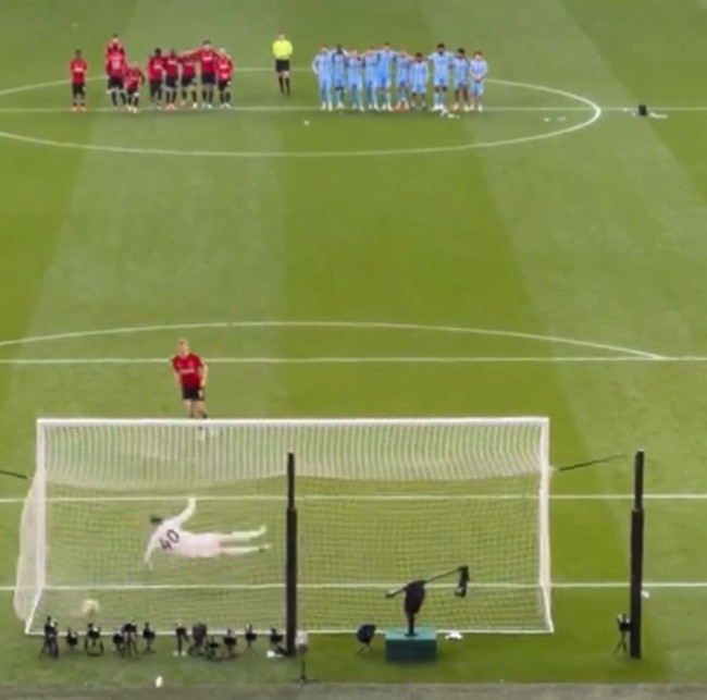 Maguire có hành động khiến Hojlund và Antony phải hổ thẹn - Bóng Đá