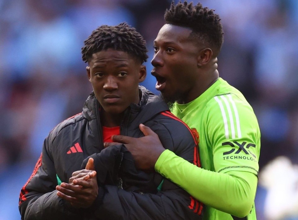 Ngả mũ trước Andre Onana - Bóng Đá
