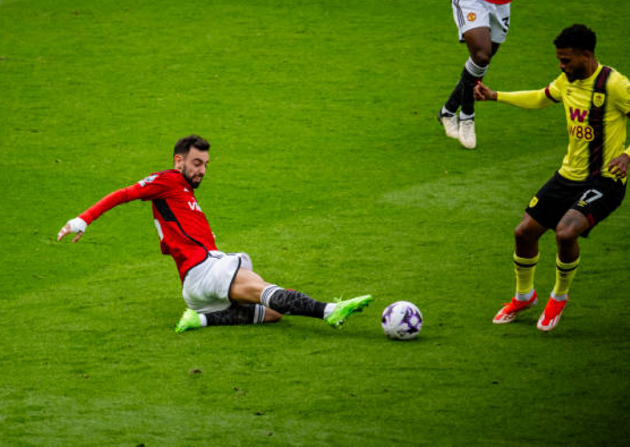 2 trận 18 key pass, đội trưởng vẫn không cứu được Man Utd - Bóng Đá