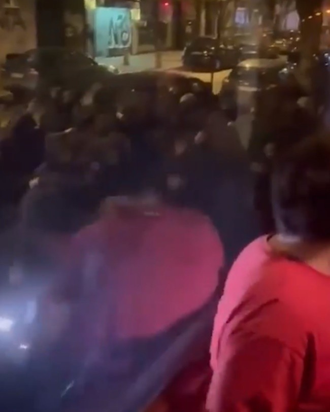 Shocking moment Red Star hooligans storm Man City bar and beat supporters with sticks ahead of Champions League clash - Bóng Đá