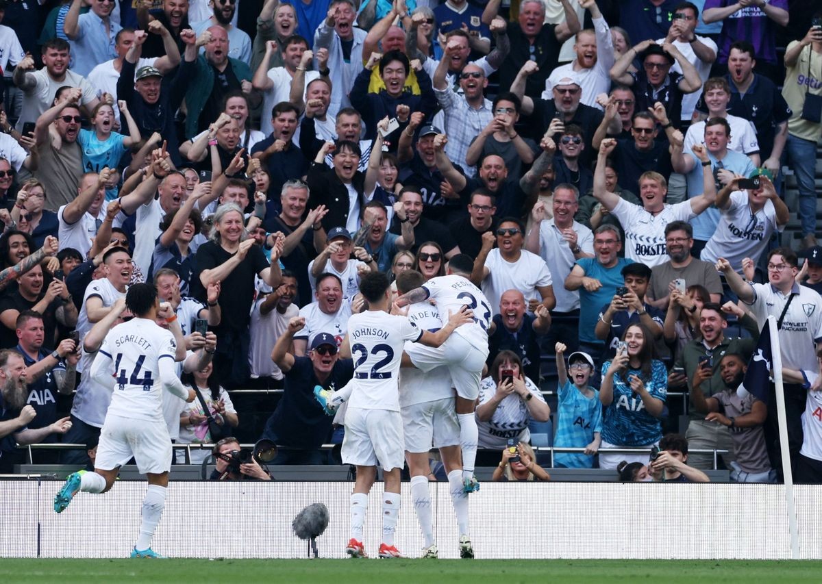 CHÍNH THỨC! Đội bóng thứ 2 rớt hạng Premier League mùa này - Bóng Đá