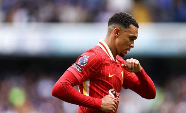 Arnold lựa chọn đầu quân cho Real. 