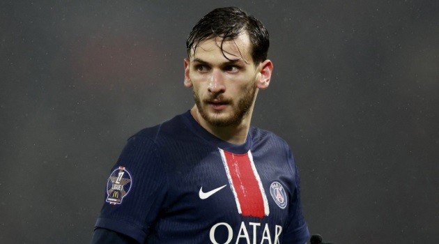Khvicha Kvaratskhelia gây ấn tượng mạnh ở PSG.