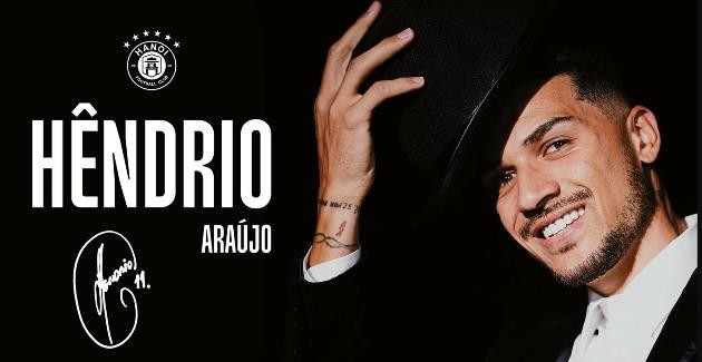 Hendrio đã ký hợp đồng 3 năm với CLB Hà Nội.