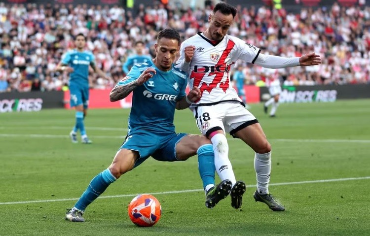 Betis vẫn còn hy vọng dự C1.