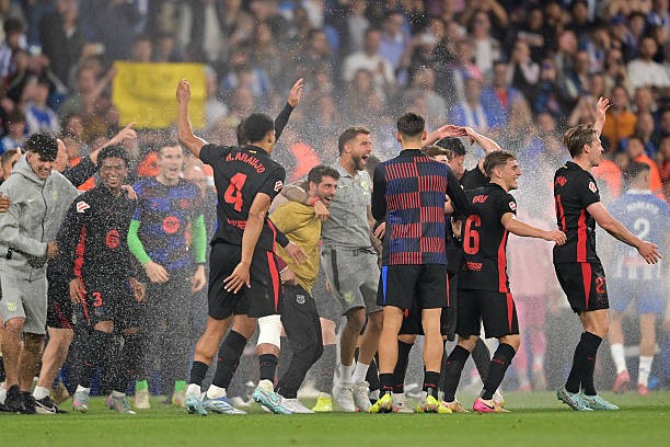 Barca đã chính thức đăng quang.