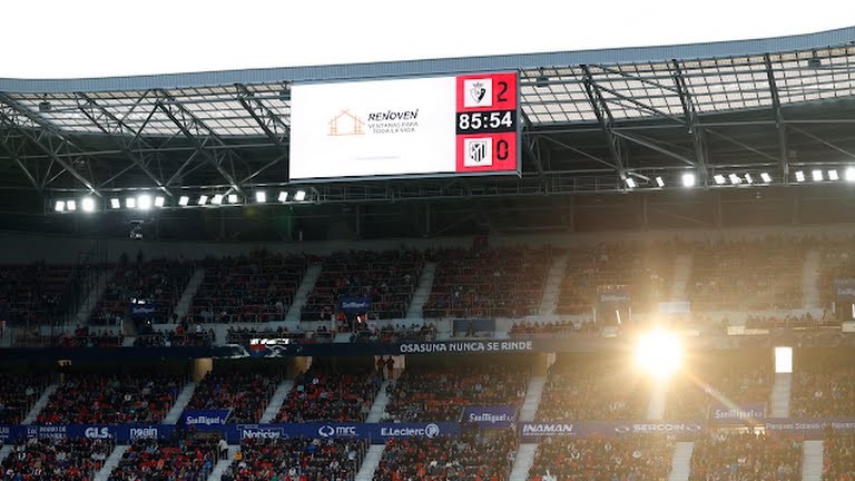 Atletico vừa để thua đội đứng thứ 9.