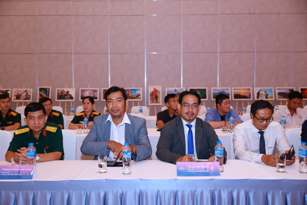 Chương trình có sự tham gia của nhiều lãnh đạo thể thao thành phố, các liên đoàn thể thao,.... Ảnh: Triều Võ.