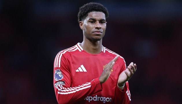 Chân sút người Anh chỉ còn đường rời Man United.