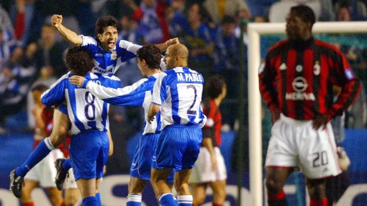 Màn ngược dòng kinh điển của Valeron và Deportivo trước nhà ĐKVĐ UCL AC Milan